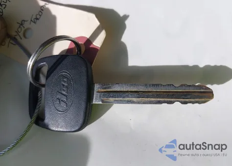 2003 Toyota Tacoma Base V6 from USA, damaged, VIN 5TEHN72NX3Z218764